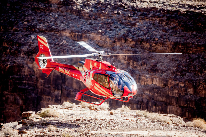 Page-Helikopterflug über Horseshoe Bend und Lake Powell in Grand-Canyon-Flugtouren
