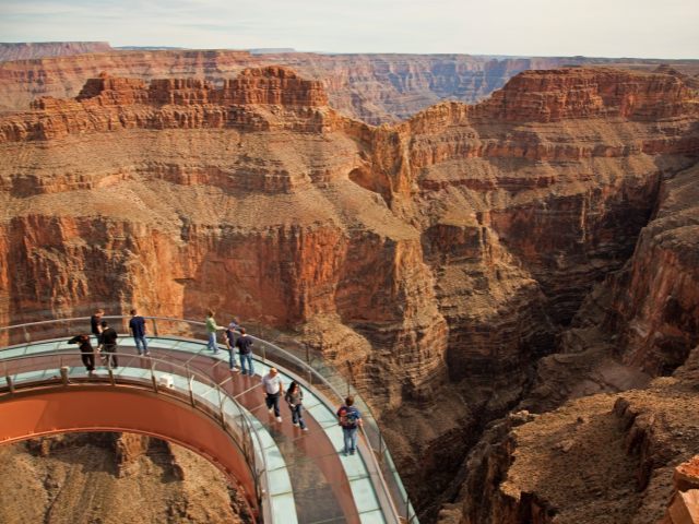 Private Ace Of Adventures West Rim Scenic Helicopter (bis zu 6 Gäste) für West-Rim-Touren ab Las Vegas